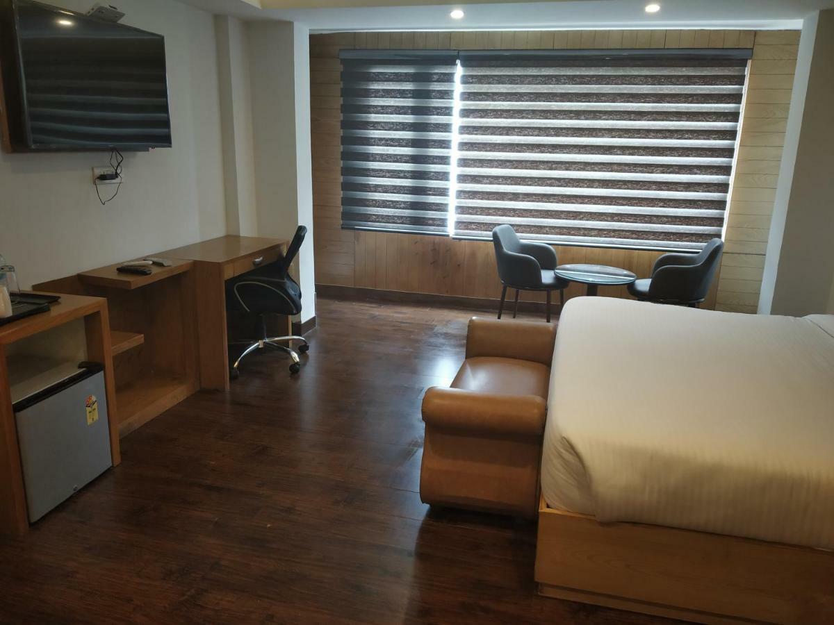 Hotel Beechwood Mussoorie Eksteriør billede